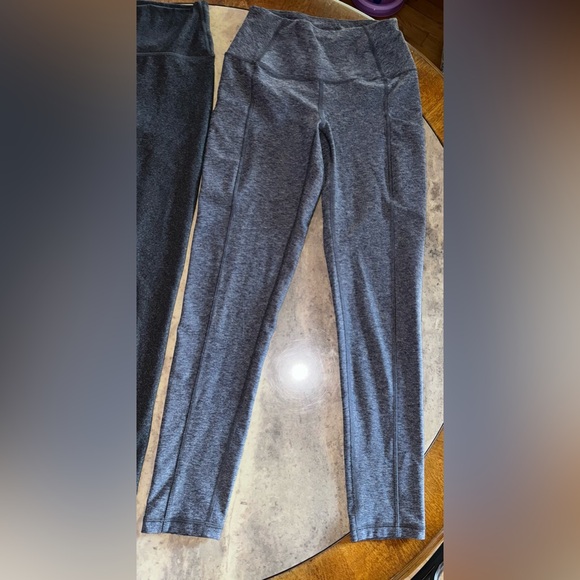 Fabletics and north face legging bundle size: small - Picture 6 of 9